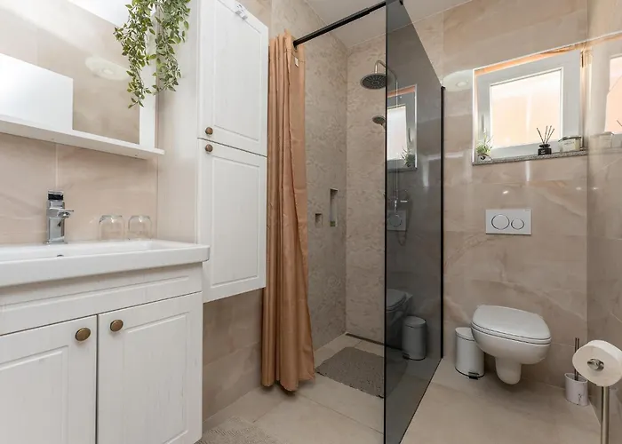 Beautiful In With Wifi * Banj