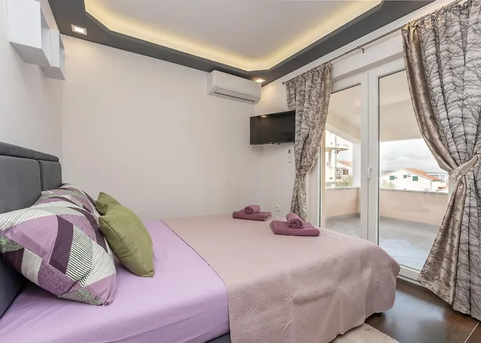 Beautiful In With Wifi Banj